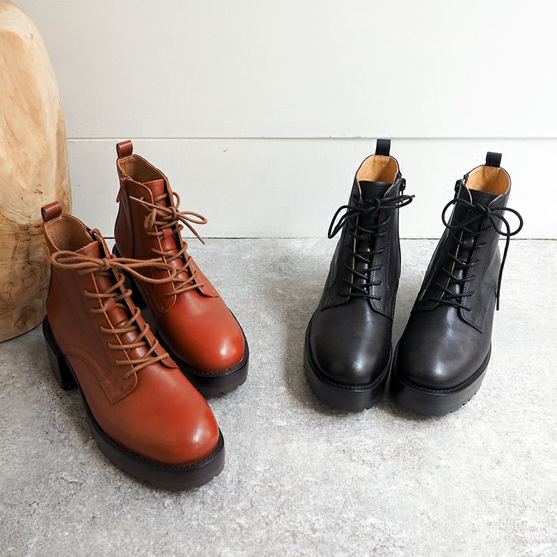 厚底レースアップブーツ