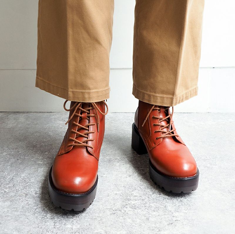 マロンブラウン