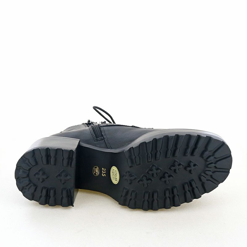 グリップの効いたタンクソール