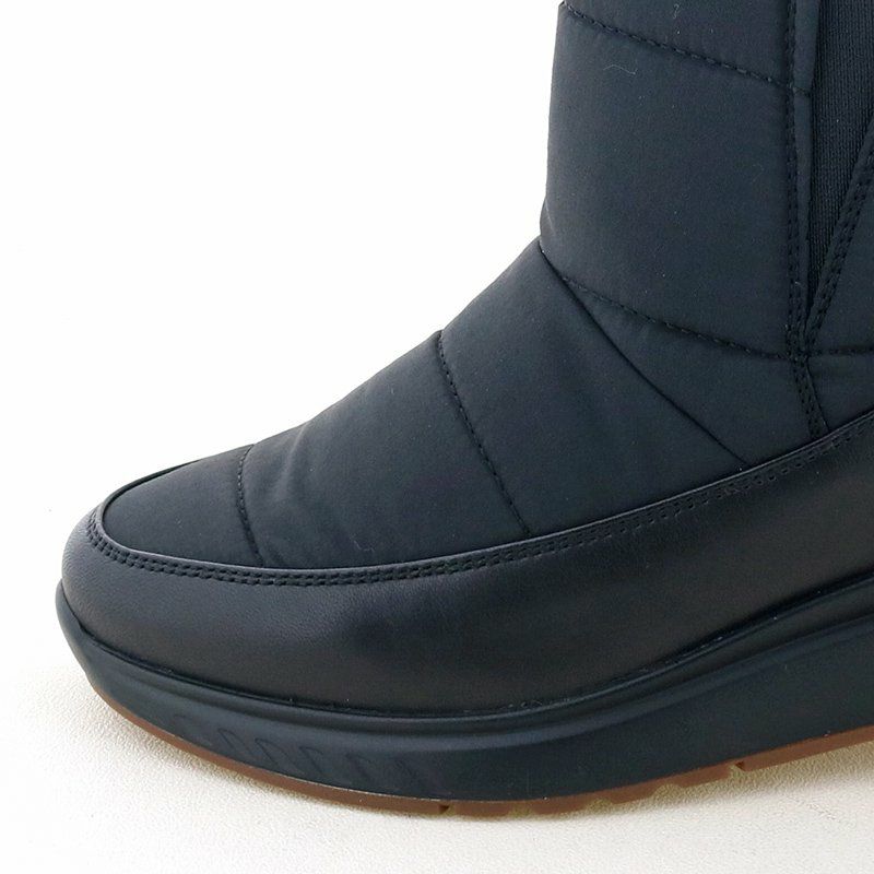 前底にも少し厚みがあり、楽ちん