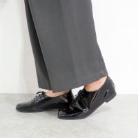 ブラックエナメル