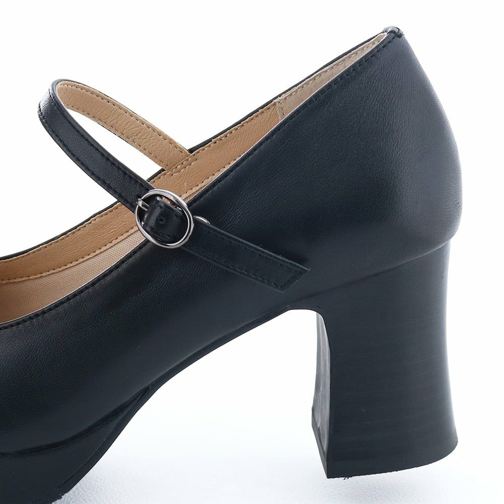 ヒールの高さ：約7.0cm