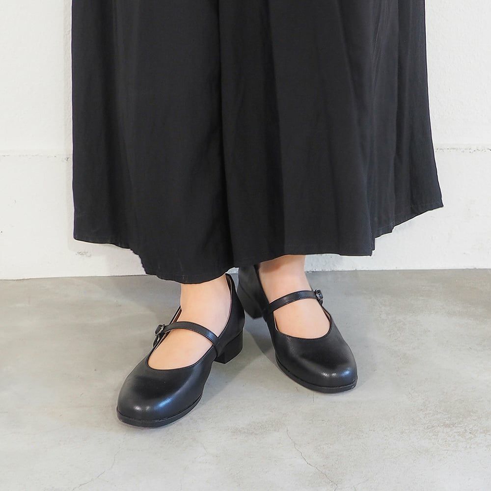 ストラップシューズ（AS_2810611） | あしながおじさん / cavacava