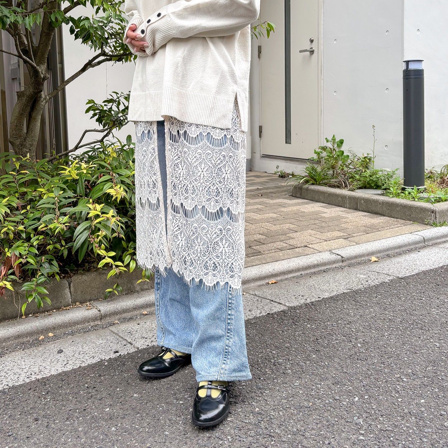 ブラック
